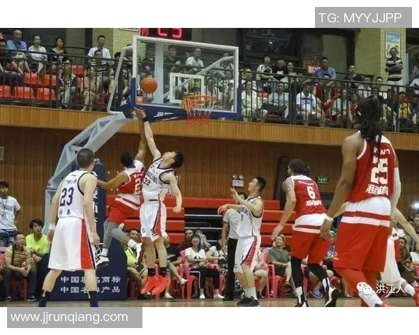 中国与美国在08年对抗赛中的精彩瞬间与深远影响分析